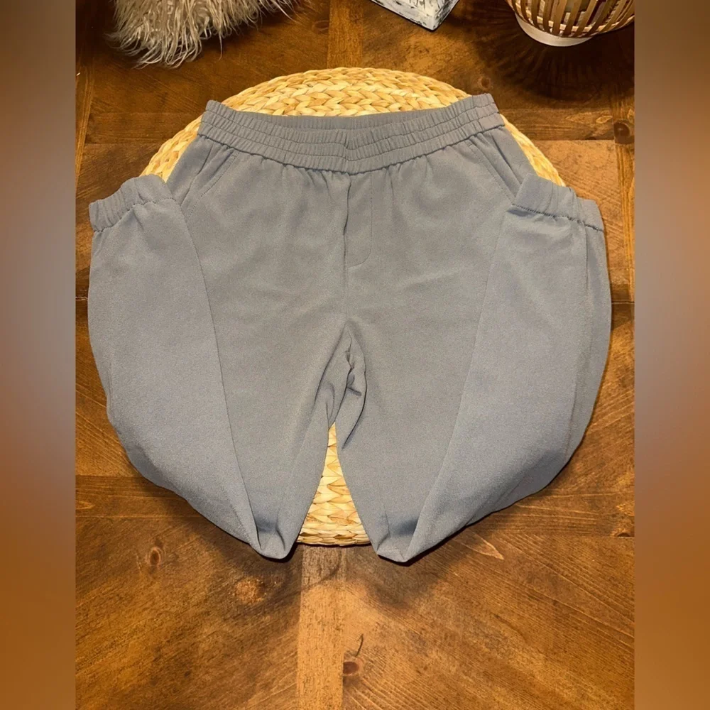 UEC Banana Republic Women's Soft Jogger Pants Gray Sz 0 Short dress/athelisure